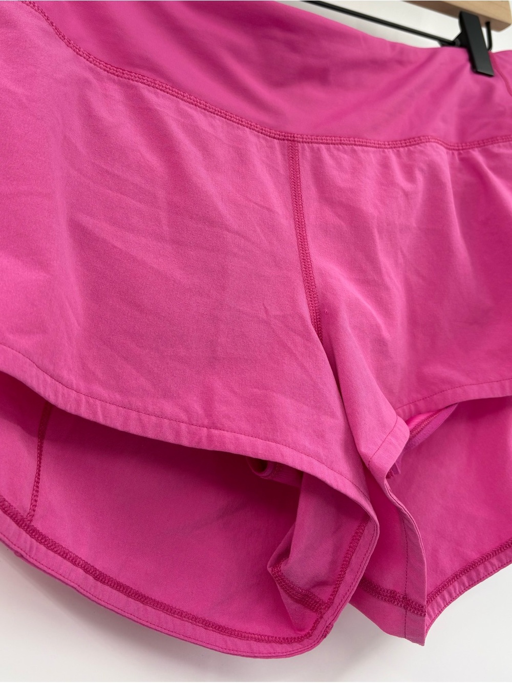 Lululemon Speed Up Short 2.5” Pink Size 8 Running Athletic Lined Zip Pocket - Picture 13 of 14